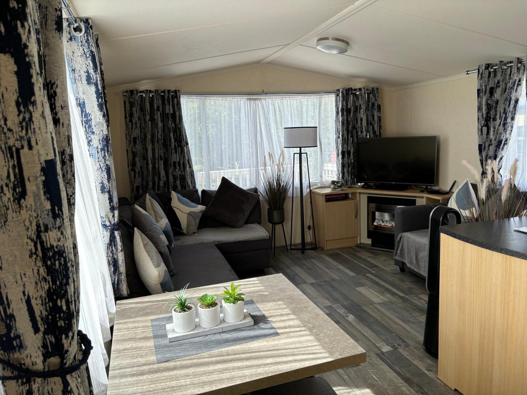 Rachel Retreat Caravan Kingfisher Court Tattershall Lake Hotel Exterior photo